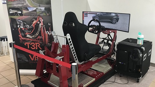 ドライビングスクール福山　自動車免許　VR　ドライブシミュレーター