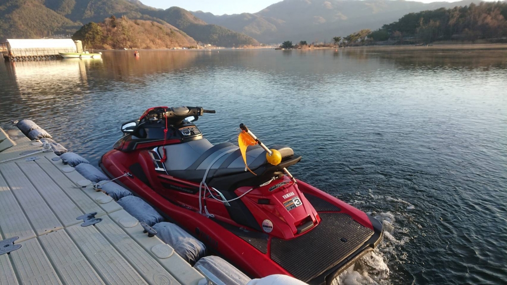 河口湖　水上バイク免許　ジェットスキー免許　マリンライセンスロイヤル