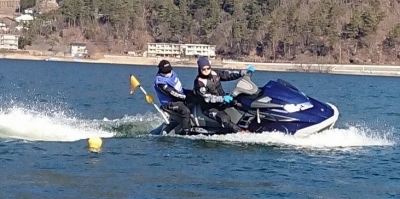特殊小型船舶免許　マリンライセンスロイヤル東京　河口湖水上バイク免許