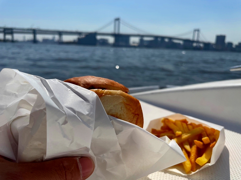 操船セミナー　マリンライセンスロイヤル東京　潮見スキッパーズ　スキッパーズバーガー