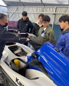 ジェットスキー免許河口湖　水上バイク免許河口湖　マリンライセンスロイヤル東京　特殊小型船舶免許