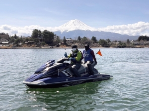 ジェットスキー免許河口湖　特殊小型船舶免許　水上バイク免許河口湖　マリンライセンスロイヤル河口湖