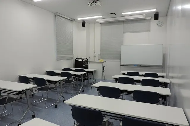 ロイヤルパワーアップスクール教室写真