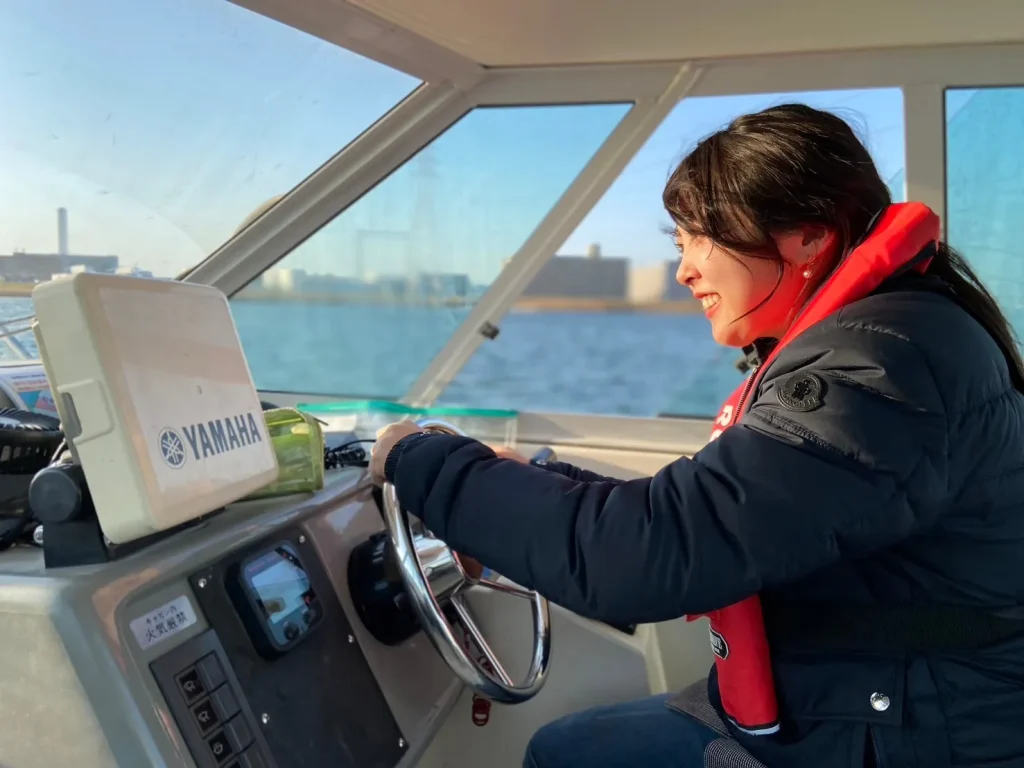 マリンライセンスロイヤル 神戸教室 教習風景①